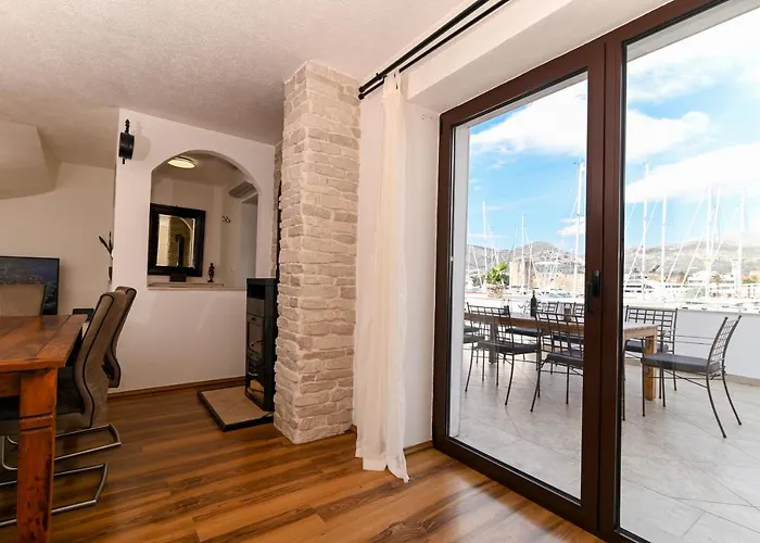 Ciciliani Appartement Trogir